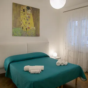 https://luna-darte.sicilyhotelsitaly.net