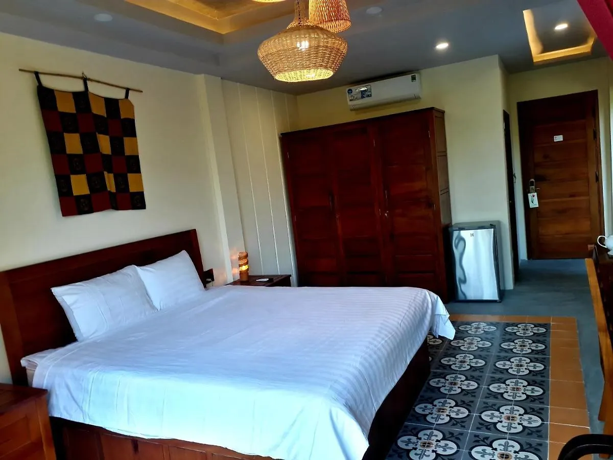 Pink Tulip Hoi An Hotell